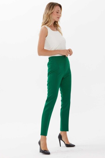 Arkası Lastikli Cepsiz Dar Paça Pantolon