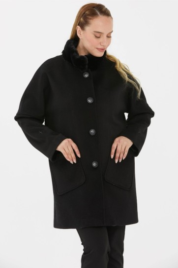 Büyük Beden Yakası Kürklü Eğik Cep Kaban