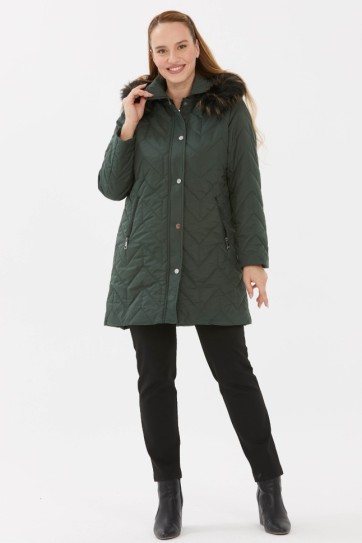 Yakası Kürklü Önü Çıtçıtlı Kapitone Mont