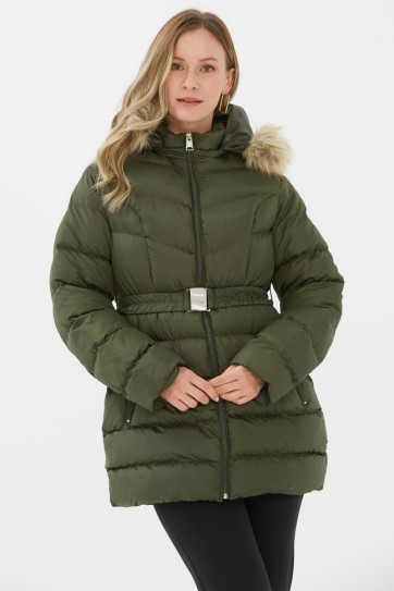 Beli Lastikli Kapüşonu Kürklü Mont