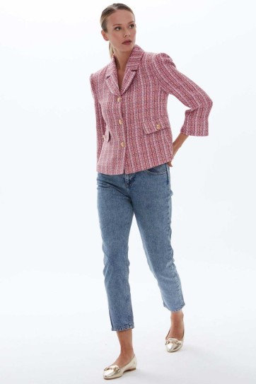 Küçük Erkek Yaka Üç Düğme Kapak Cep Ceket