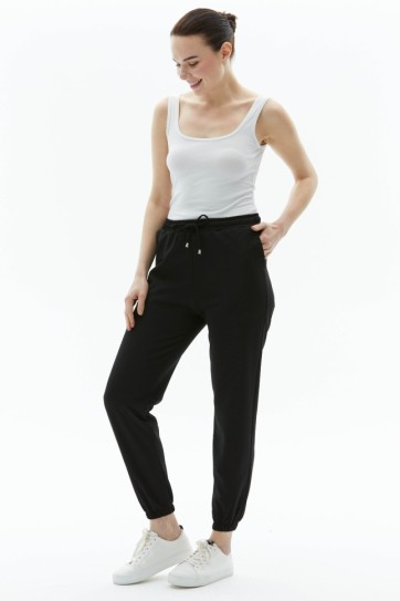 Paçası Lastikli Pantolon