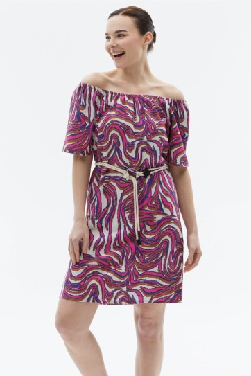 Yakası Lastikli Dalga Desen Kemerli Elbise