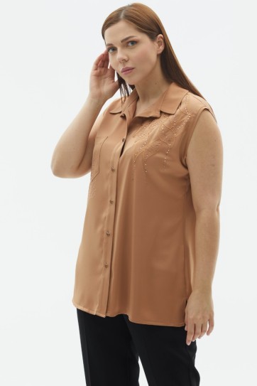 Büyük Beden Omuzu Yaprak Nakışlı Kolsuz Bluz