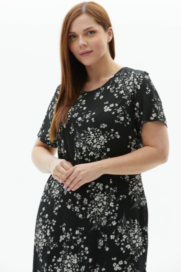 Büyük Beden Etek Ucu Volanlı Gofreli Elbise