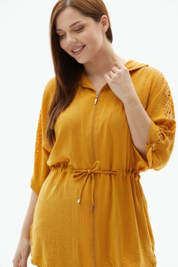 Büyük Beden Omuzları Lazerli Önü Fermuarlı Bluz