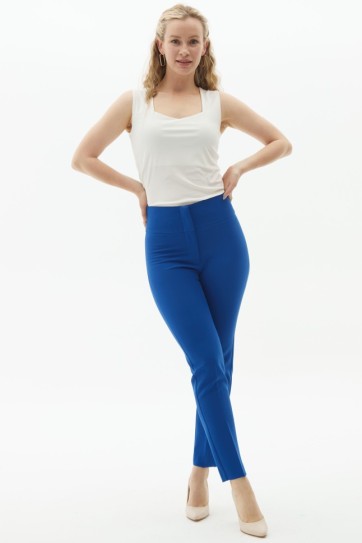 Kalın Kemerli Dar Paça Pantolon