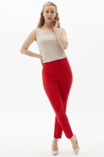 Kalın Kemerli Dar Paça Pantolon