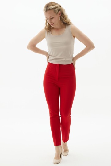 Kalın Kemerli Dar Paça Pantolon