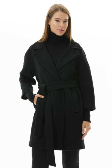 Truvakar Kol Küçük Erkek Yaka Bağlamalı Kaban