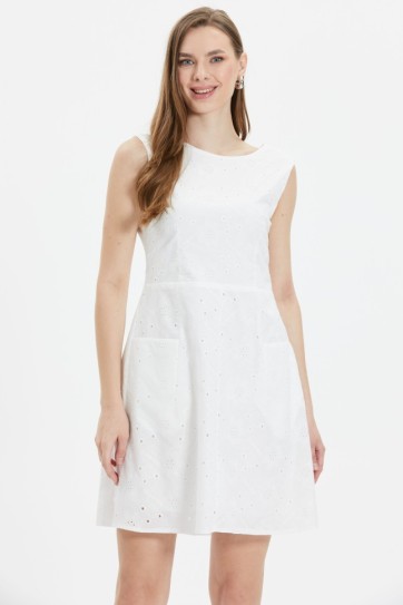 Önü Cepli Arkası Plikaşe Brode Elbise