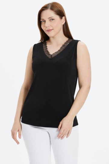 Büyük Beden Ön ve Arkası V Dantelli Kolsuz Bluz