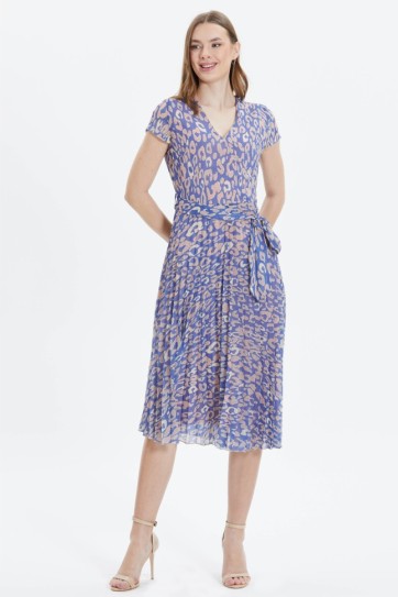 Eteği Pliseli Üstü Kruvaze Leopar Desen Elbise