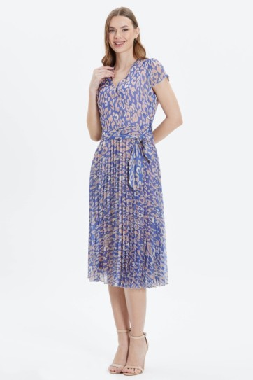 Eteği Pliseli Üstü Kruvaze Leopar Desen Elbise