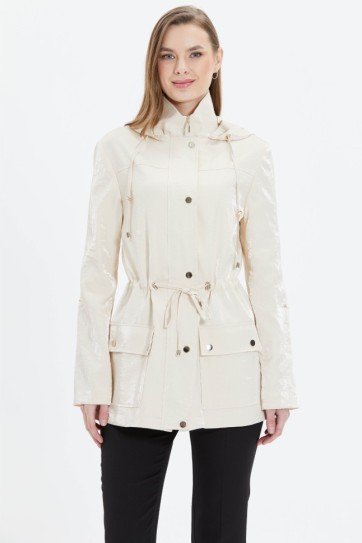 Beli Büzgülü Kendinden Parlak Dıştan Cep Trençkot