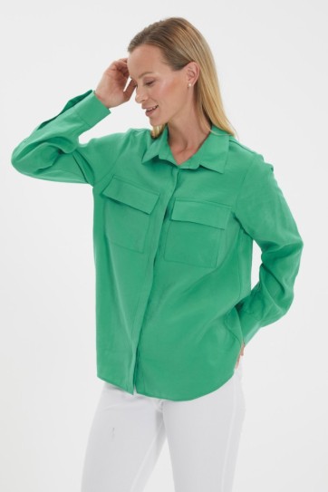 Kapak Cep Gizli Pat Uzun Kol Bluz