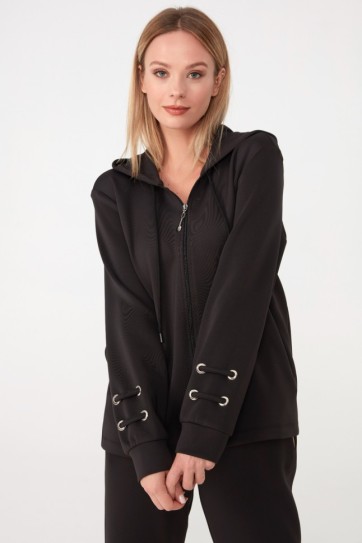 Kolu Kuş Gözü Aksesuarlı Ceket