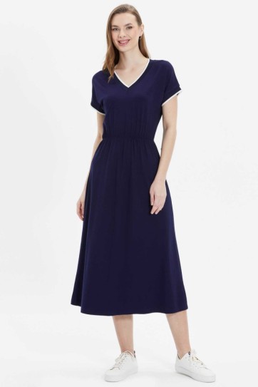 Yaka ve Kol Ucu Ribanalı Beli Lastikli Penye Elbise