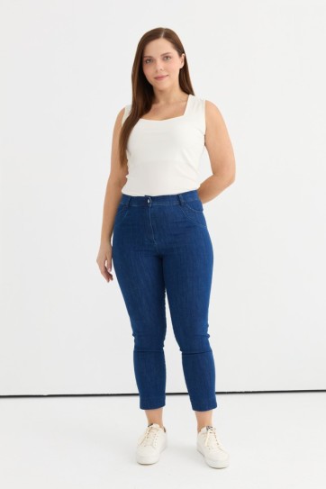 Büyük Beden Paçası Yırtmaçlı Kot Pantolon