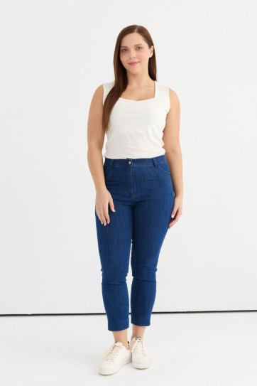 Büyük Beden Paçası Yırtmaçlı Kot Pantolon