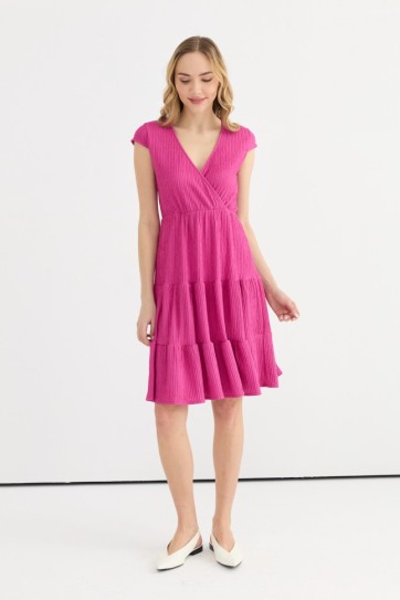 Yakası Kruvaze Kat Kat Bürümcük Elbise