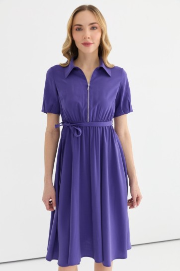 Şömizye Yaka Önü Fermuarlı Beli Lastikli Elbise