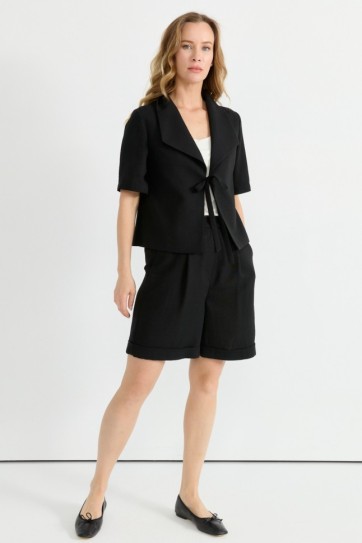 Devrik Yaka Önü Bağlamalı Kısa Kol Ceket