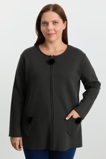 Büyük Beden Sıfır Yaka Küçük Ponponlu Hırka