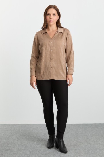 Büyük Beden V Yaka Kendinden Simli Bluz