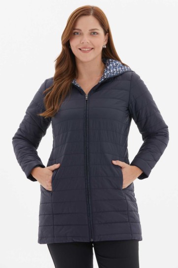 Kapüşonlu Desenli Astarlı Kapitone Mont