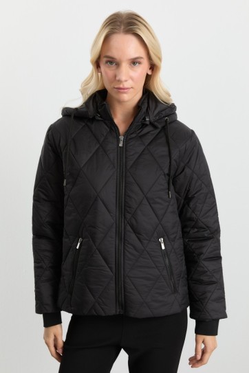 Kapüşonlu Önü Fermuarlı Kısa Mont