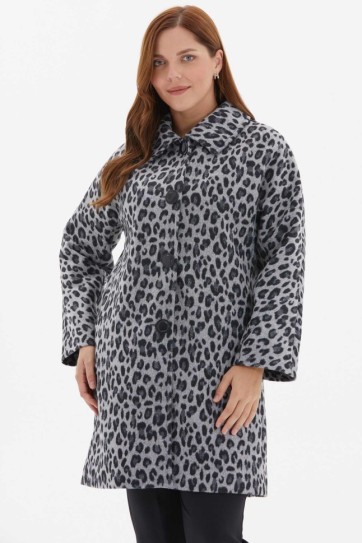 Büyük Beden Şömizye Yaka Leopar Desen Kaban