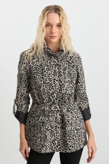 Beli Büzgülü Kapüşonlu Leopar Desen Trençkot