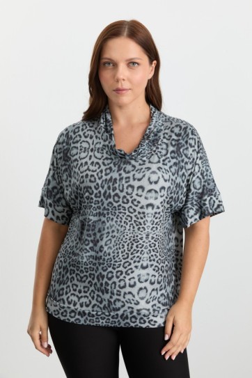 Büyük Beden Degaje Yaka Leopar Desen Bluz
