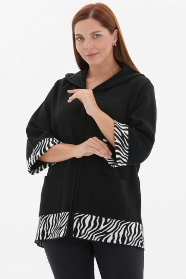 Büyük Beden Kol ve Etek Ucu Zebra Kombinli Hırka
