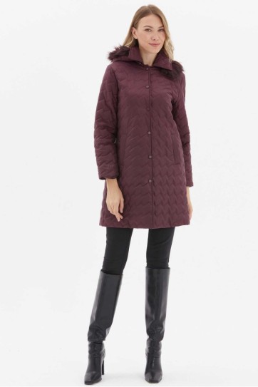 Zigzag Desenli Kapüşonlu Uzun Kapitone Mont