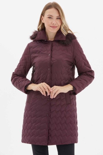 Zigzag Desenli Kapüşonlu Uzun Kapitone Mont