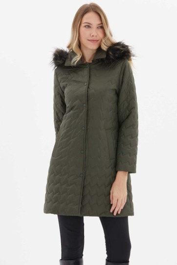 Zigzag Desenli Kapüşonlu Uzun Kapitone Mont