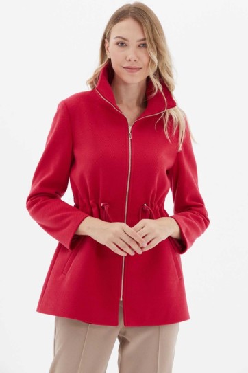 Beli Büzgülü Diagonal Çizgili Kaban