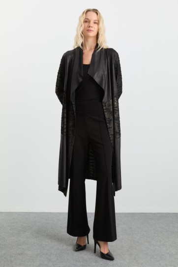 Yakası Dökümlü Simli Deri Kombinli Hırka