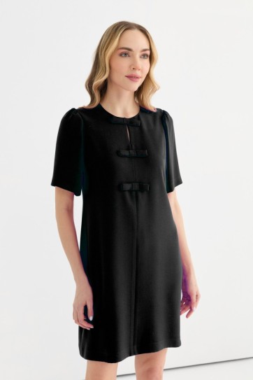 Önü Fiyonklu Kısa Kol Elbise