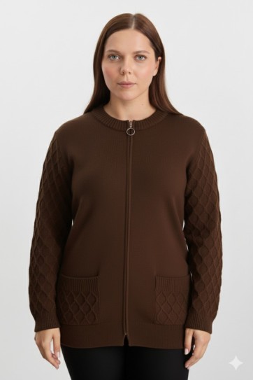 Büyük Beden Kolu ve Cebi Baklava Desen Triko Hırka