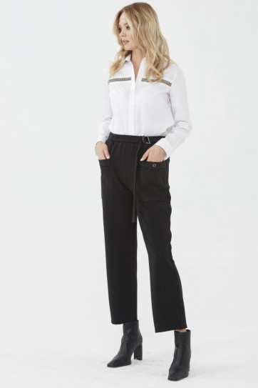 Büyük Cepli Metal Aksesuarlı Bol Paça Pantolon