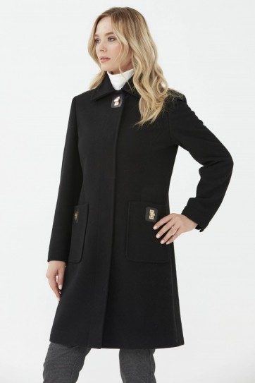 Şömizye Yaka Kilit Aksesuarlı Kaban