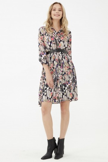 Beli Büzgülü Emprime Kemerli Elbise