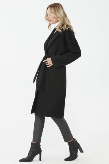 Erkek Yaka Kemerli Kaban