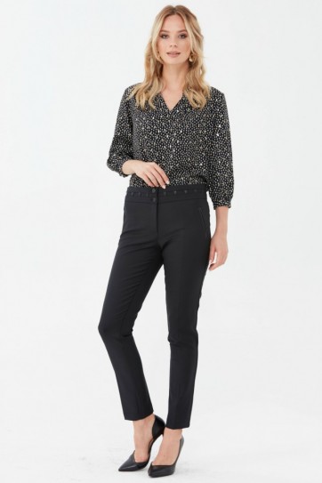 Kemeri Deri Parçalı Dar Paça Pantolon