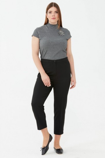 Büyük Beden Paçası Ufak Yırtmaçlı Pantolon