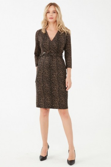 Kruvaze Yaka Beli Kemerli Leopar Elbise