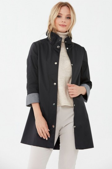 Yakası Plili Trençkot